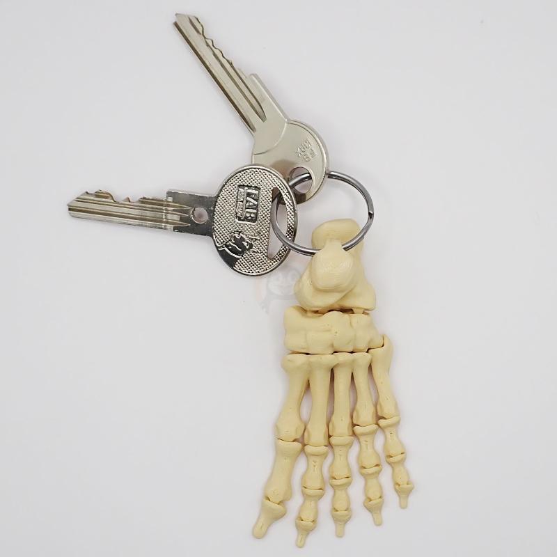 Přívěsek na Klíče Noha Kostlivce levá