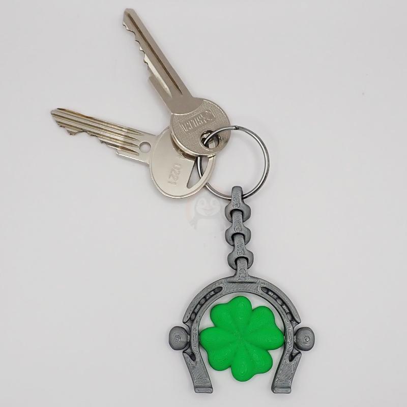 Přívěsek na klíče Čtyřlístek v podkově