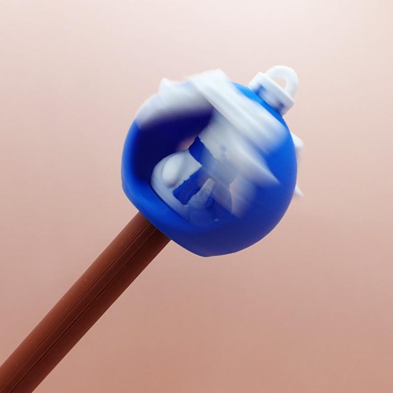 Ozdoba na tužku Sněhulák