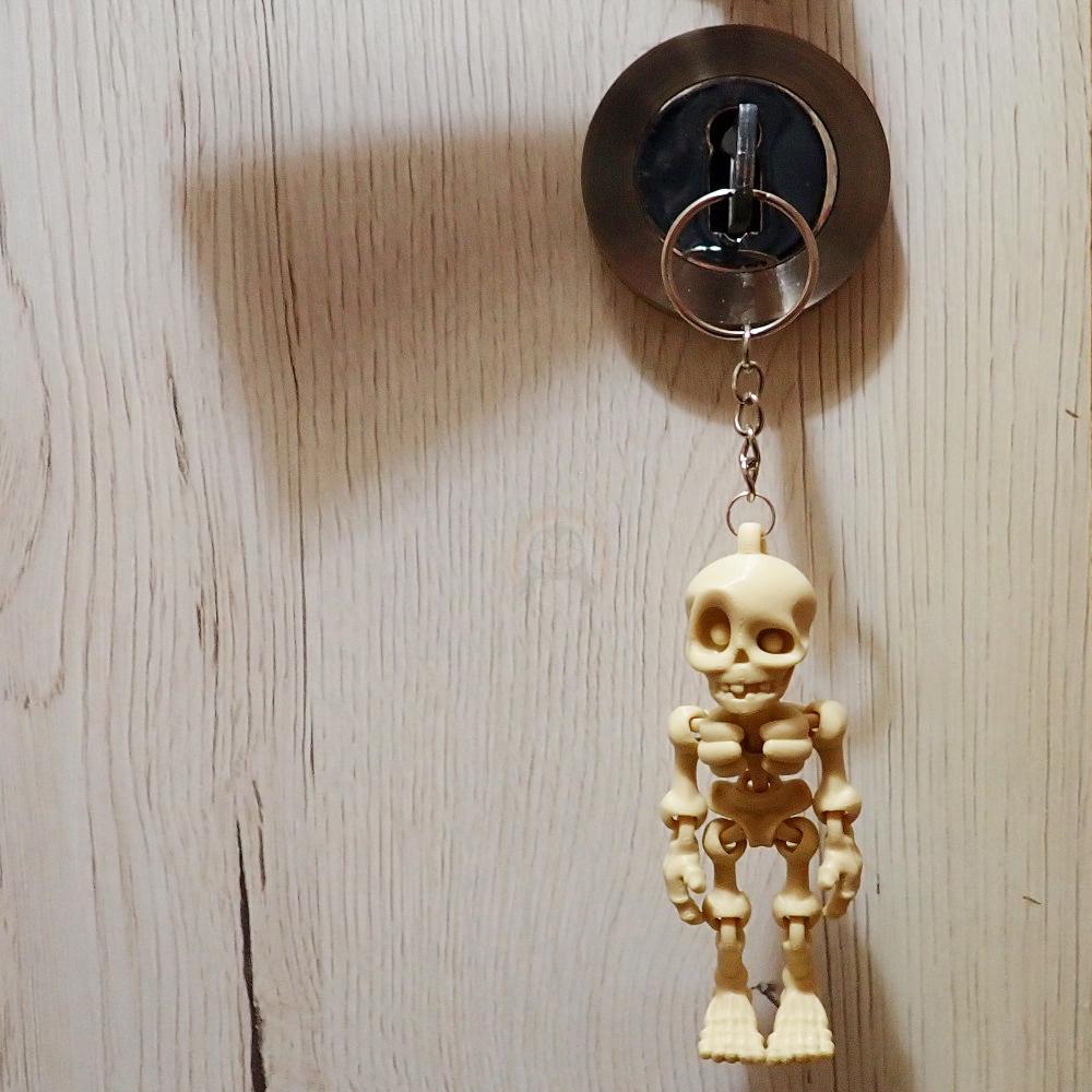 Přívěsek na klíče Kostlivec