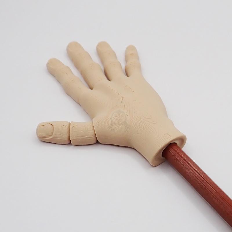 Ozdoba na tužku Ruka Lidská