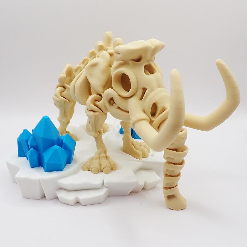 Kostra Mamuta s chobotem