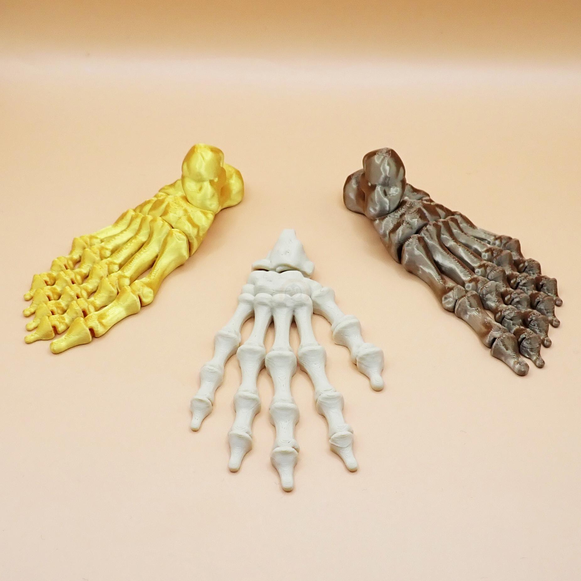 Přívěsek na Klíče Noha Kostlivce pravá