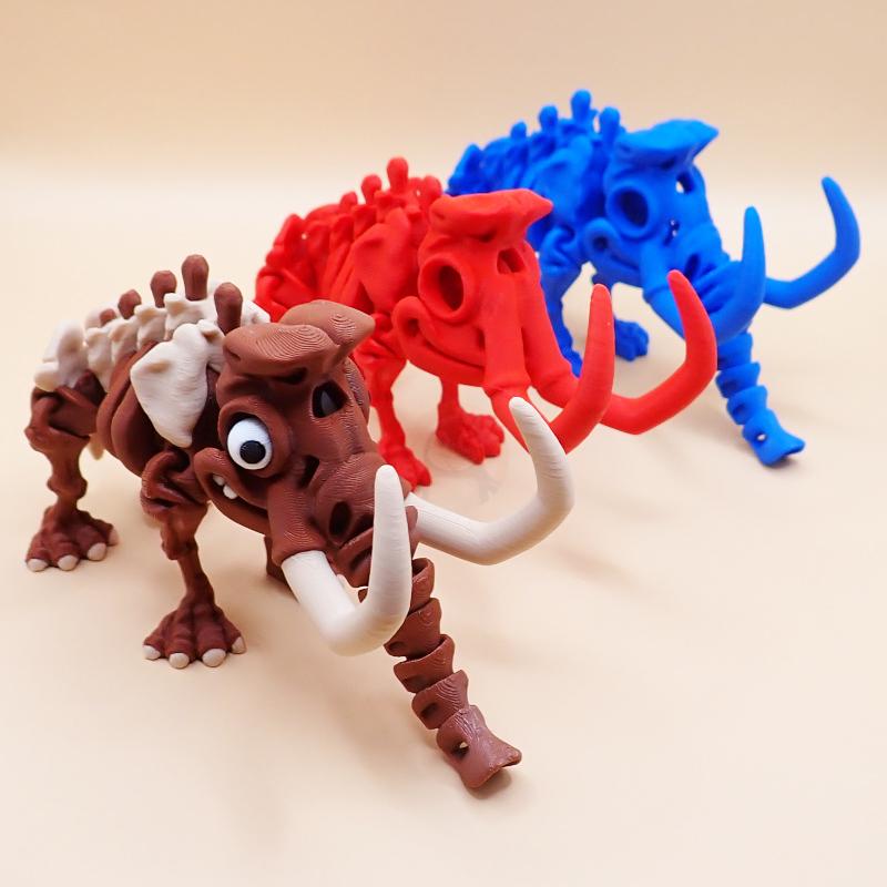 Kostra Mamuta s chobotem a očima