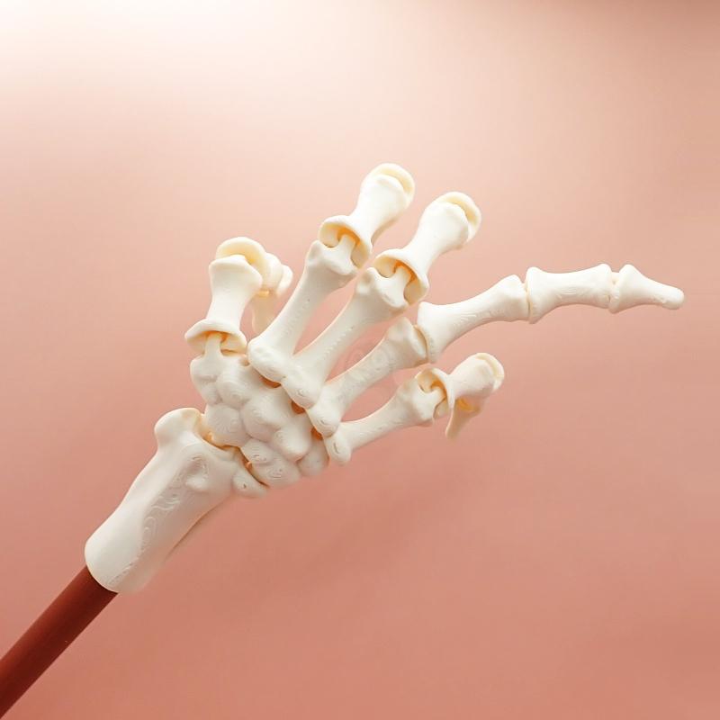 Ozdoba na tužku Ruka Kostlivce