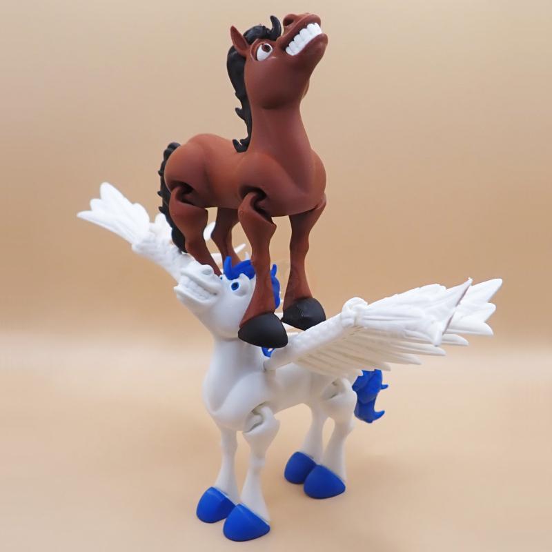 Pegas s otevřenými ústy